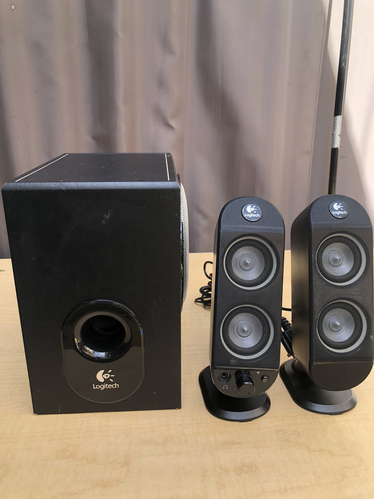Logitech X-230 2.1 Speaker System Subwoofer & Satellite Speakers – Tested Works