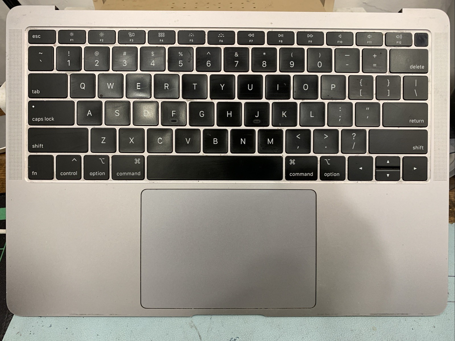 OEM Top case Keyboard + Battery+ Trackpad Gray For MacBook Air 13" A1932  2019