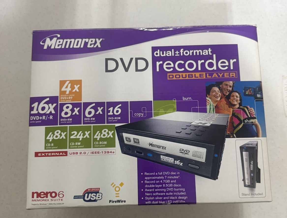 Memorex Dual Format DVD Recorder Double Layer MRX-500N 16x DVR+R/-R