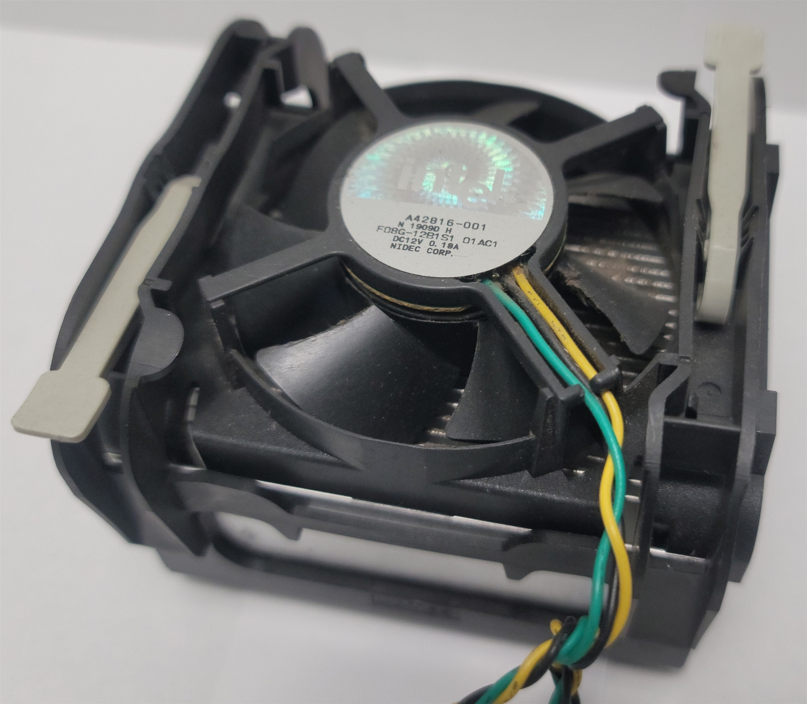 Intel A42816-001 Nidec 0.18Amp 3-Pin CPU Fan and Heatsink