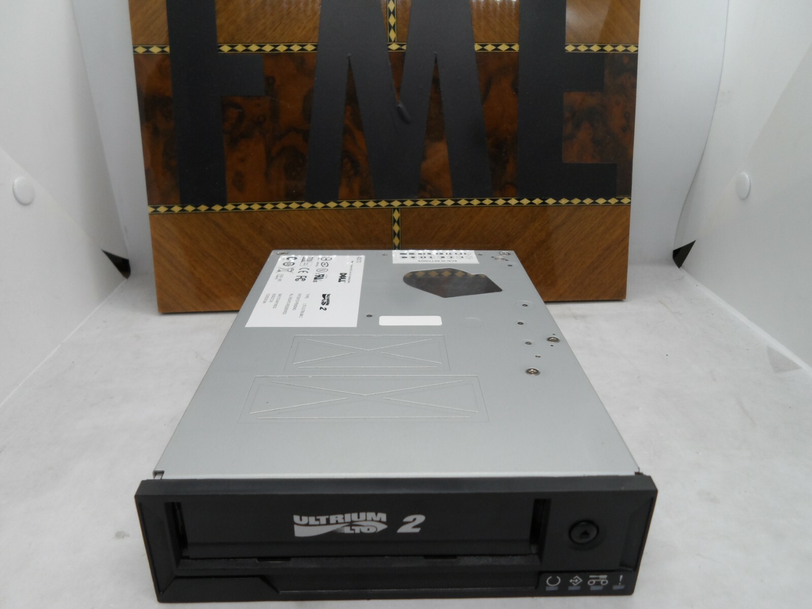 Tandberg Data Dell TT974 420LTO SCSI ULTRIUM2 LTO-2 Internal Tape drive TESTED