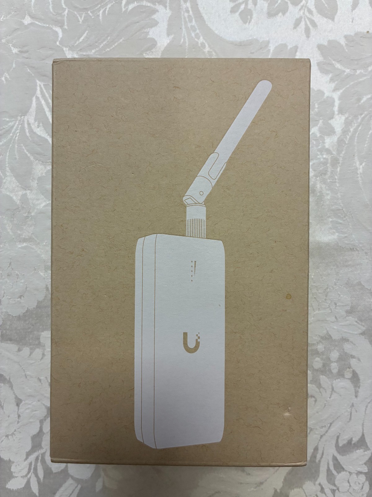 Ubiquiti UDB-US Device Bridge, Plug-and-Play Wireless Bridging PoE Adapter