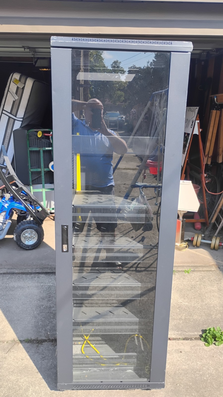 38U Floor Standing Strong FS Series Rack System Fully Enclosed