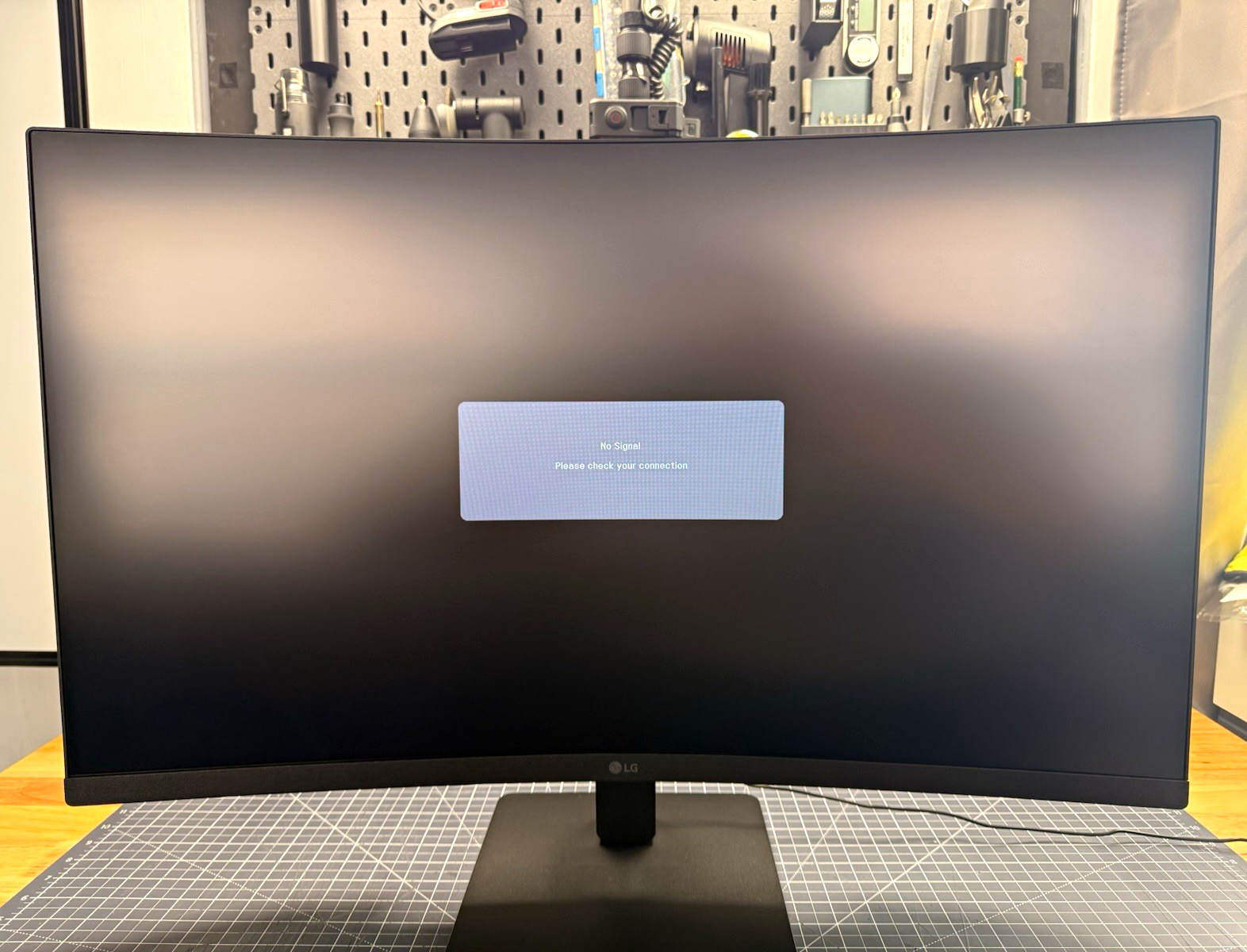 LG 32MR50C-B 32" Curved LCD Monitor 1080p 100Hz 5ms HDMI 16:9 Black