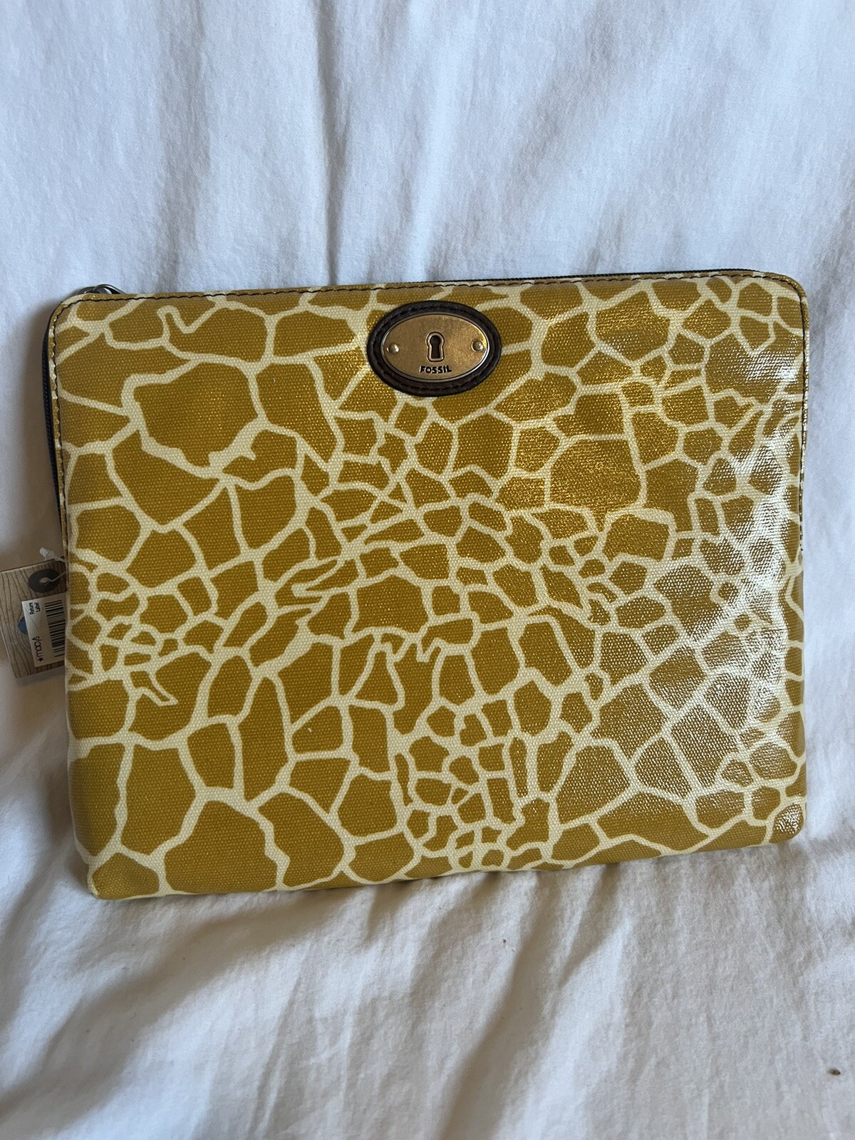 Fossil Key-Per Coated Canvas Zipper Giraffe Print Tablet iPad Case