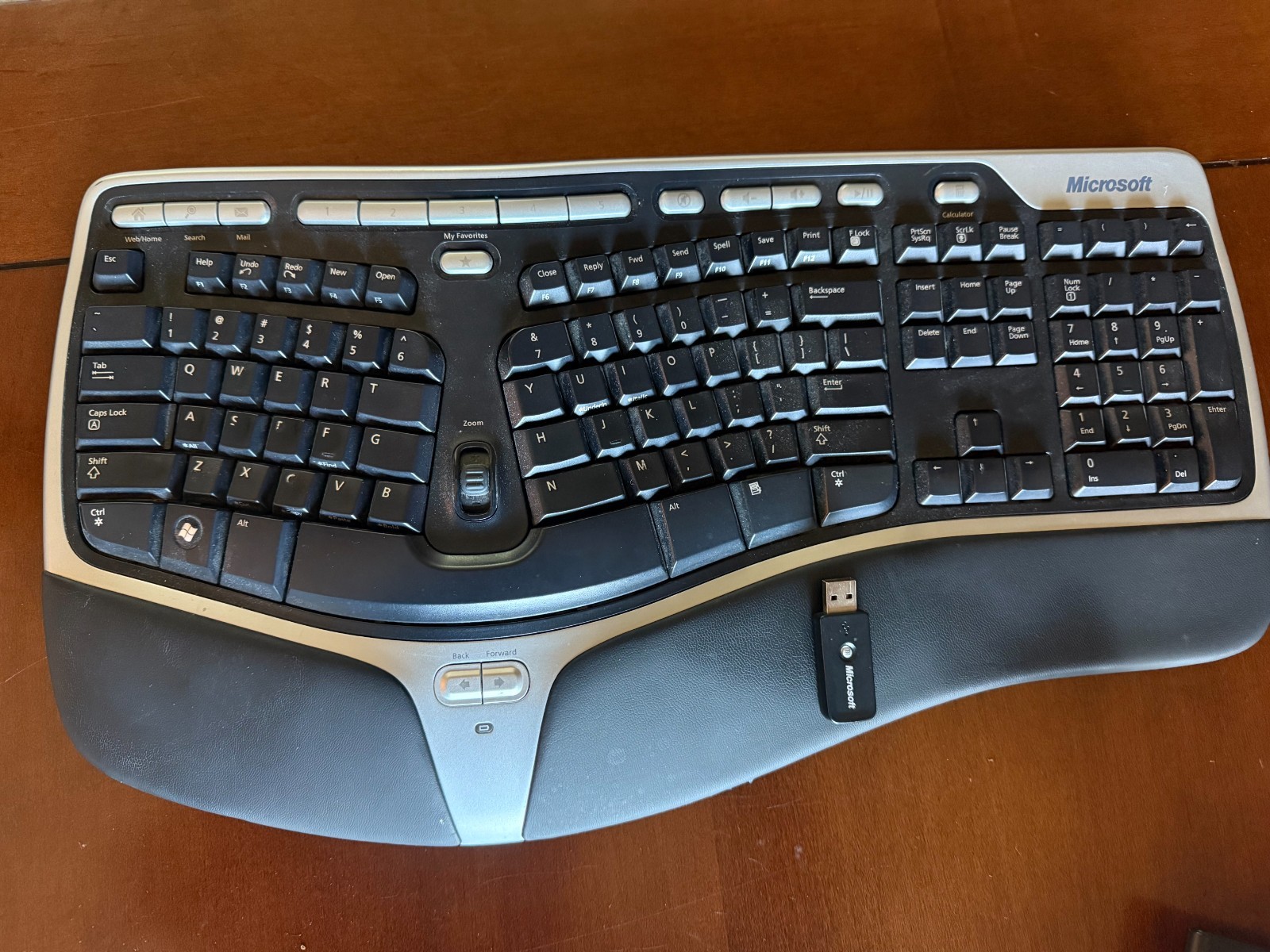 Microsoft Natural Wireless Ergonomic Keyboard 7000 1118 With USB Receiver TESTED