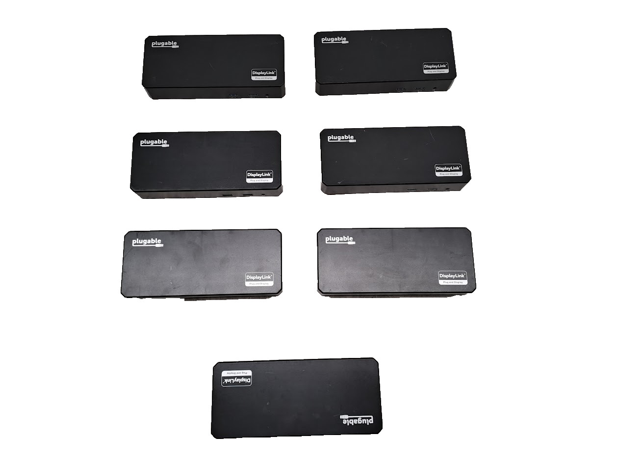 Lot 7  Plugable DisplayLink 4K Plug and Display USB-C Docking Station UD-6950PDZ