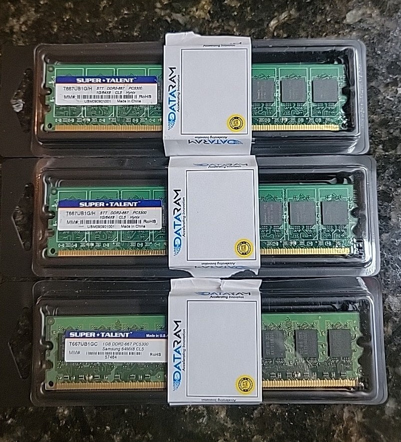 Lot Of 3 Super Talent T667UB1G/H  STT DDR2-667 PC5300 1G/64x8 CL5 Hynix RAM 