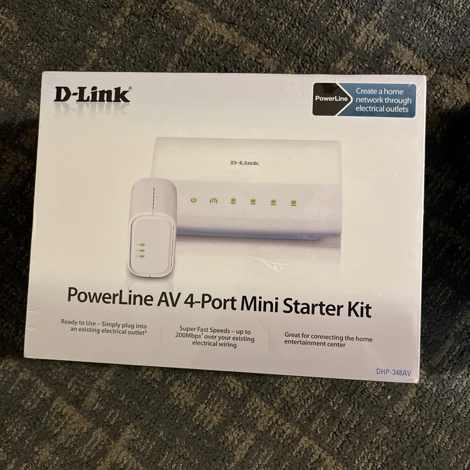 D-Link Systems, Inc. DHP-348AV Powerline AV 4-Port Switch Mini Kit - NEW /SEALED