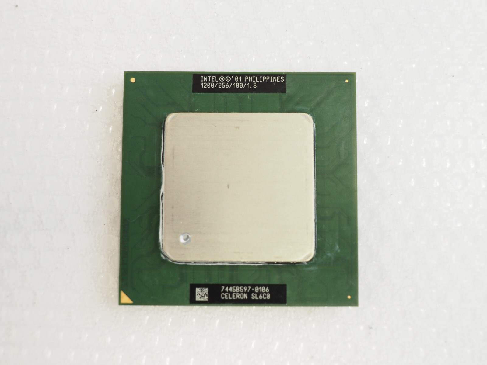 Intel Celeron SL6C8 1.2GHz 100Mhz Socket 370 CPU Processor