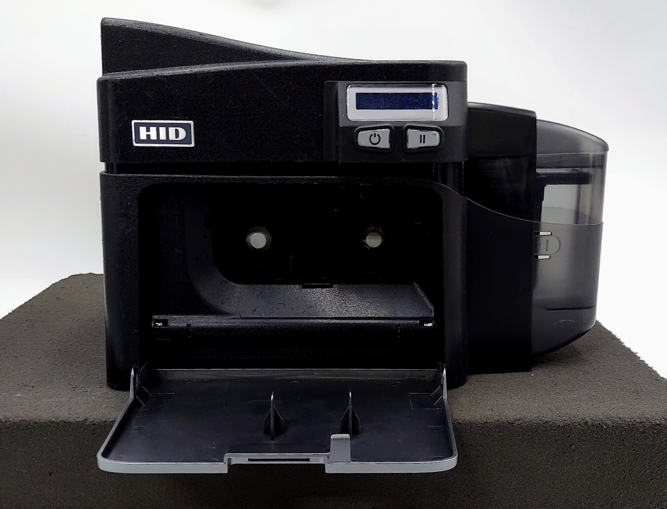 HID Fargo DTC4000 Thermal Transfer Full Color ID Card Printer