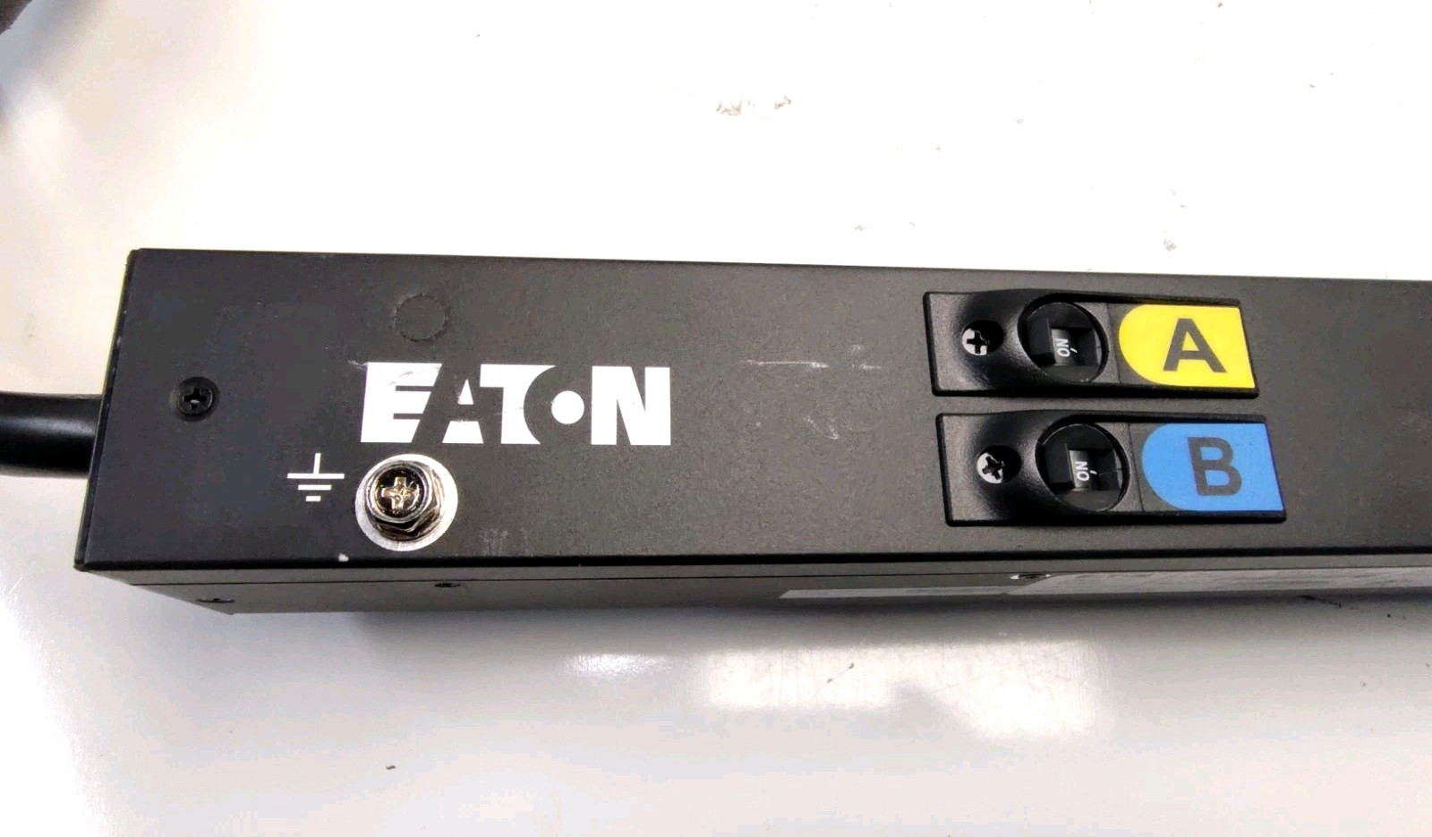 Eaton EMA108-10 Single-Phase 120V 24-Outlet Managed Rack Power Distribution Unit