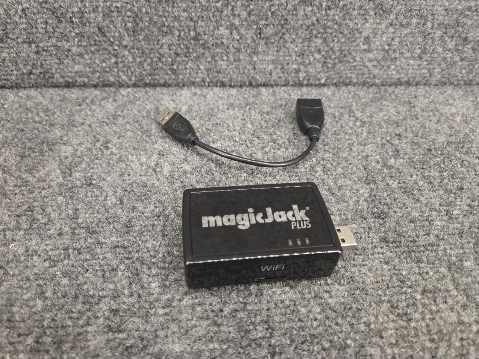 magicJack Plus VoIP USB Phone Adapter for Internet Calling – Home & Business