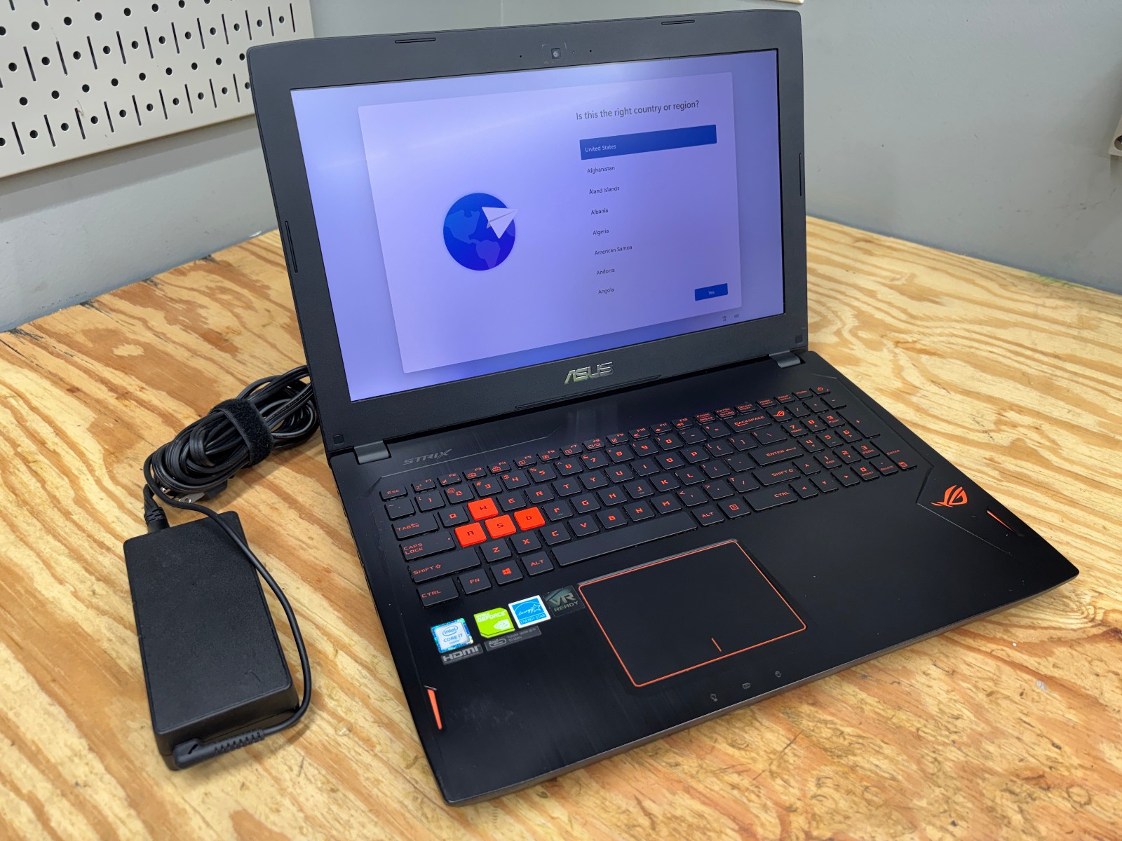 ASUS ROG Strix GL502VS 15.6" i7-6700HQ GTX 1070 8GB 16GB 256GB+1TB NEW Battery