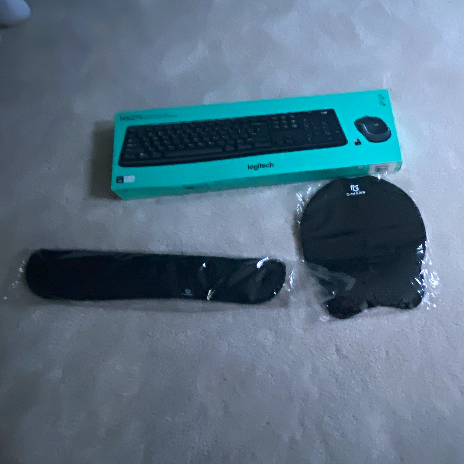Logitech MK370 Silent Wireless Keyboard & Mouse with mouse pad and wrist pad