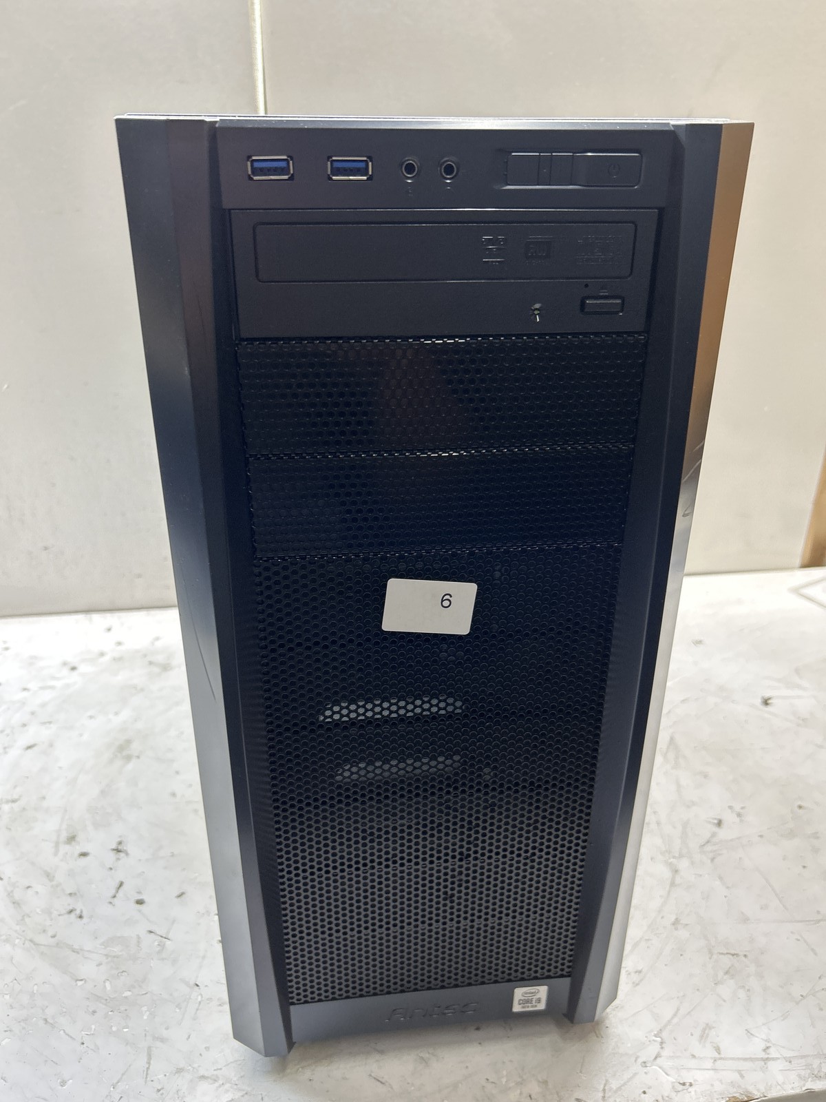 Antec Three Hundred Illusion ATX Case