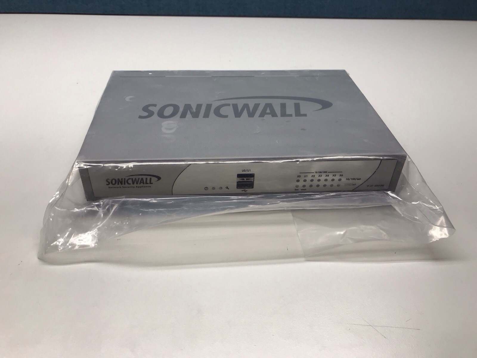 SonicWall TZ215 Firewall-Network Security Appliance APL24-08F