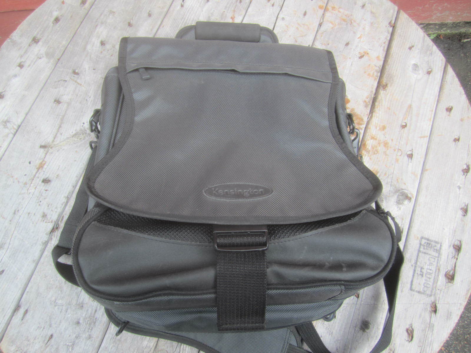 Kensington Saddlebag Pro Notebook Backpack Case Black laptop Bag Knapsack K62210