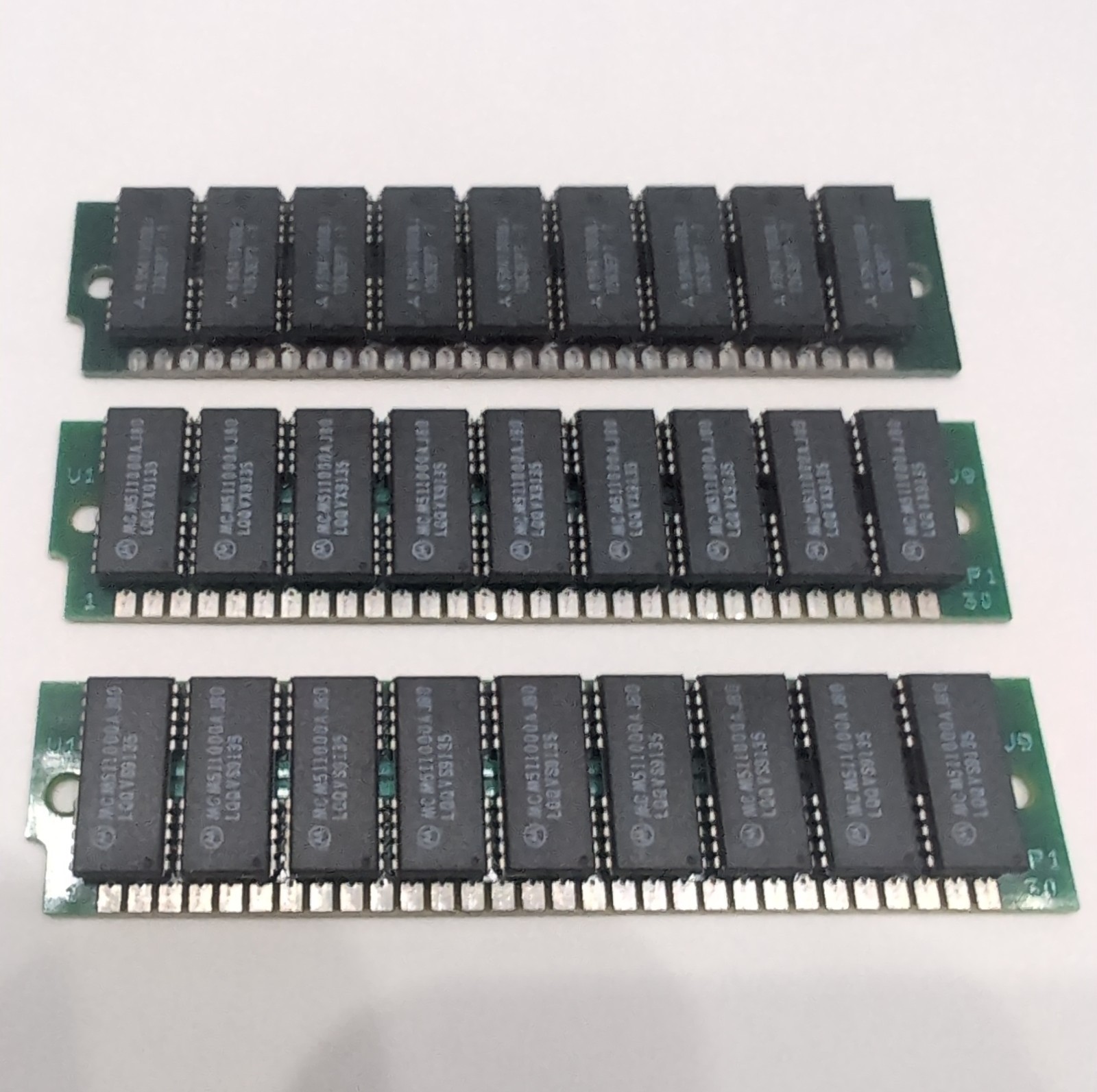 Vtg Motorola 1 MB MCM91000AS 1MB 30-Pin SIMM RAM 80ns FPM Parity Tested Lot Of 3