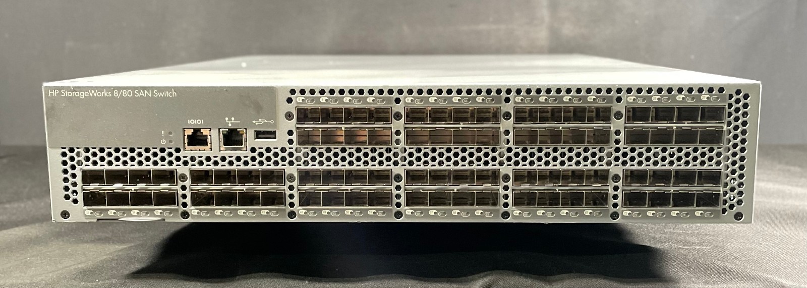 AM871A HP StorageWorks 8/80 SAN Switch 16 Ports Active -Same Day Shipping