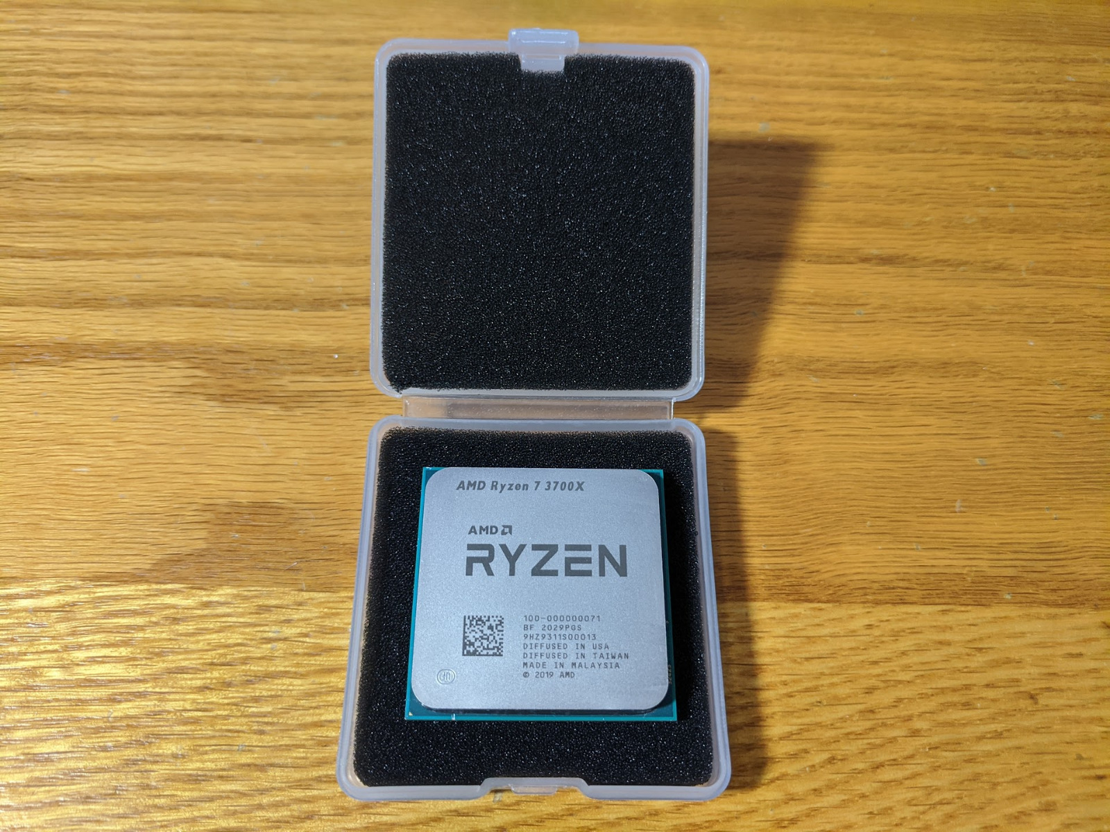 AMD Ryzen 7 3700X 8-Core 4.4GHz 16-Thread Socket AM4 Processor 65W CPU
