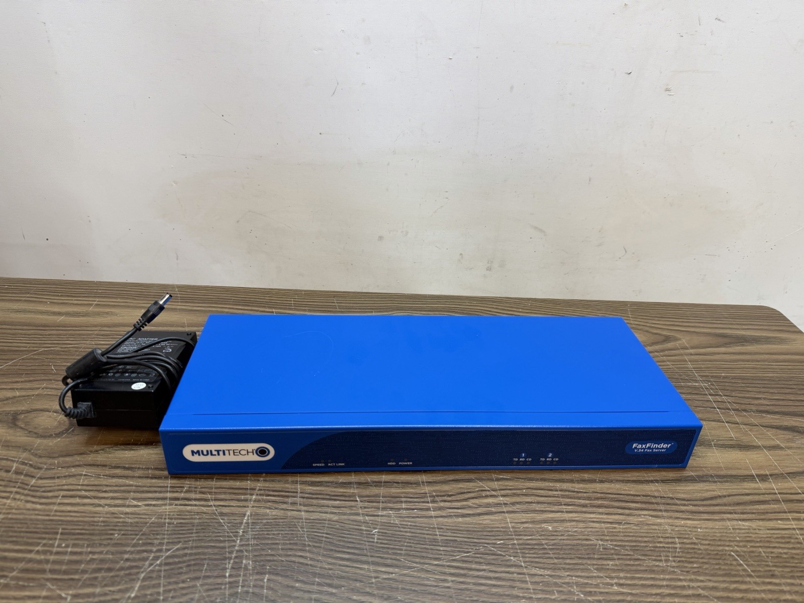 MULTITECH FAXFINDER V.34 Fax Server FF240.R2 WORKING PULL WITH POWER SUPPLY