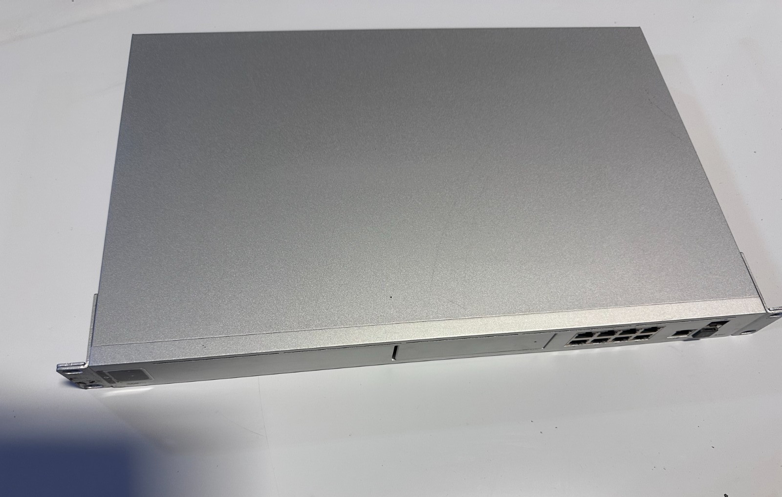 Ubiquiti UniFi Dream Machine Pro Enterprise Security Gateway (UDM-Pro)