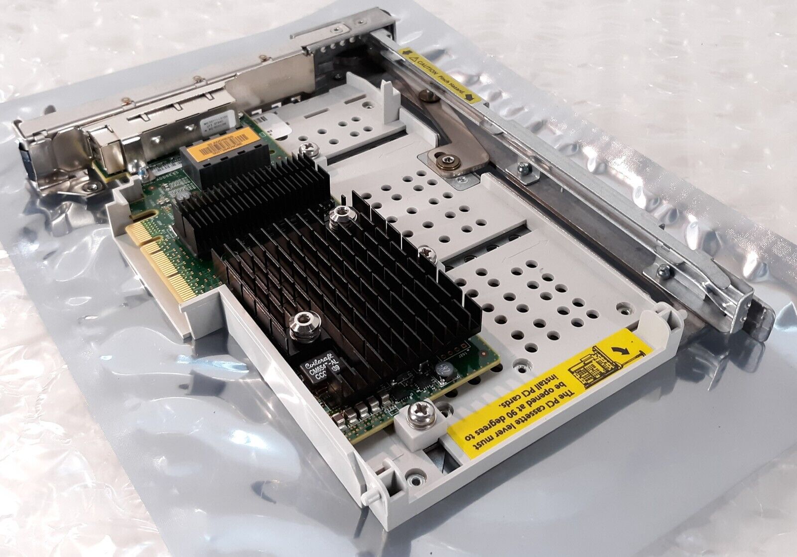 Sun Oracle ATLS1QGE 4-Port PCIe Gigabit Network Adapter w/ PCIe Card Tray