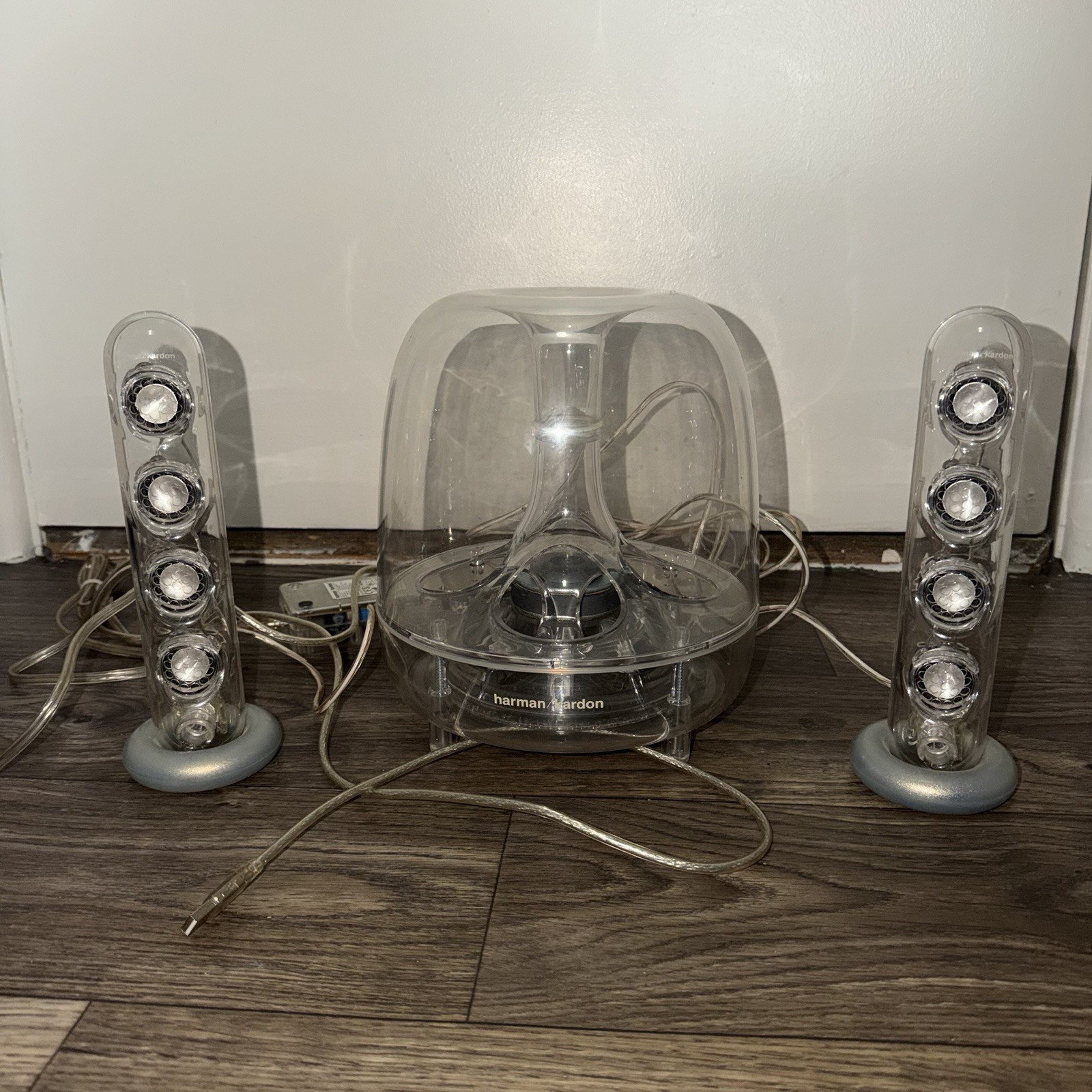Vintage HARMON KARDON SOUND STICKS Subwoofer and Speakers USB Model AP3211-UV