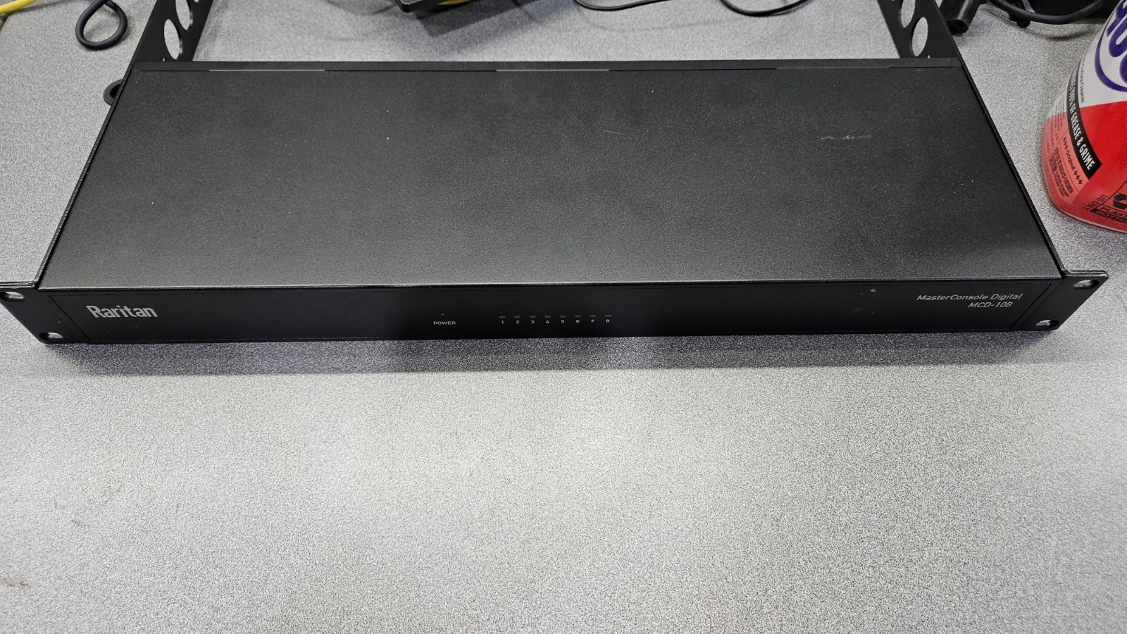Raritan MasterConsole Digital MCD-108 KVM switch CAT5 8PT 1 local user