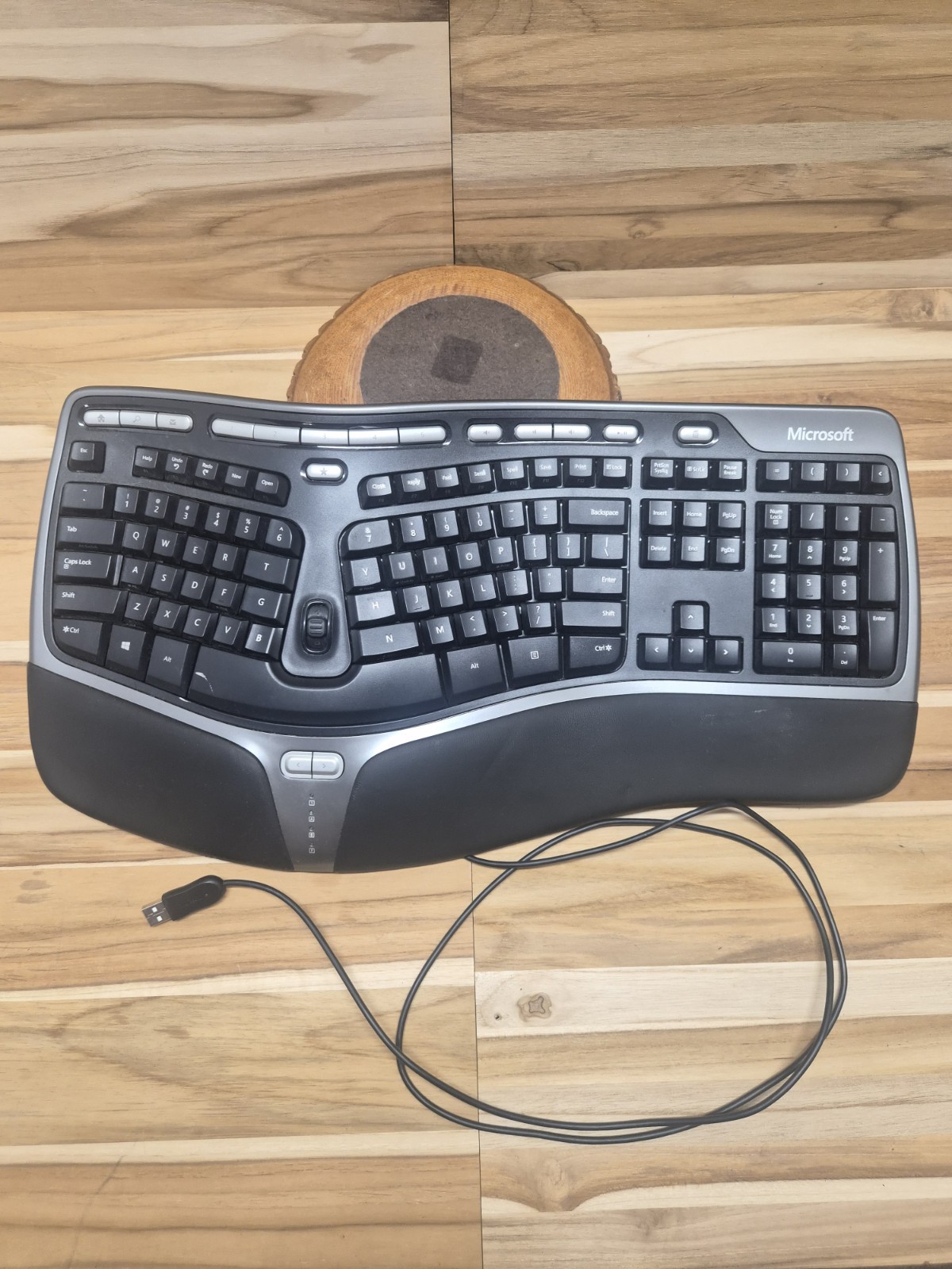 Microsoft Natural Ergonomic Keyboard 4000 v1.0 Model KU-0462 Wired USB Tested