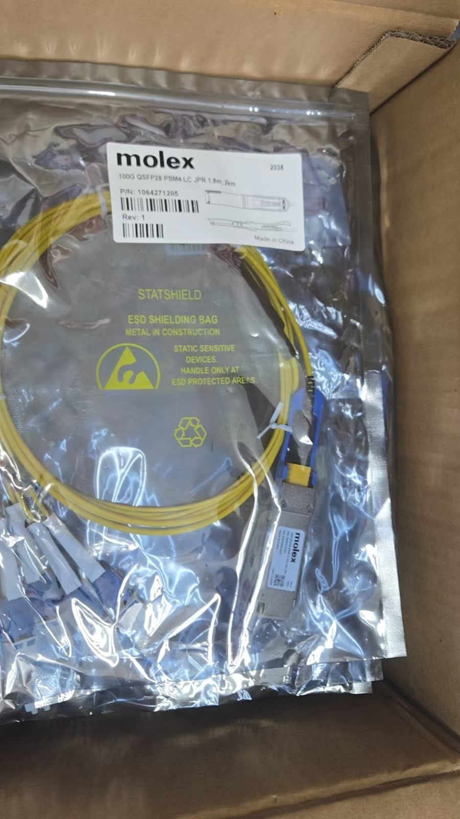 MOLEX 100G QSFP28 PSM4 LC JPR 1.8m,2km cable  PN: 1064271205