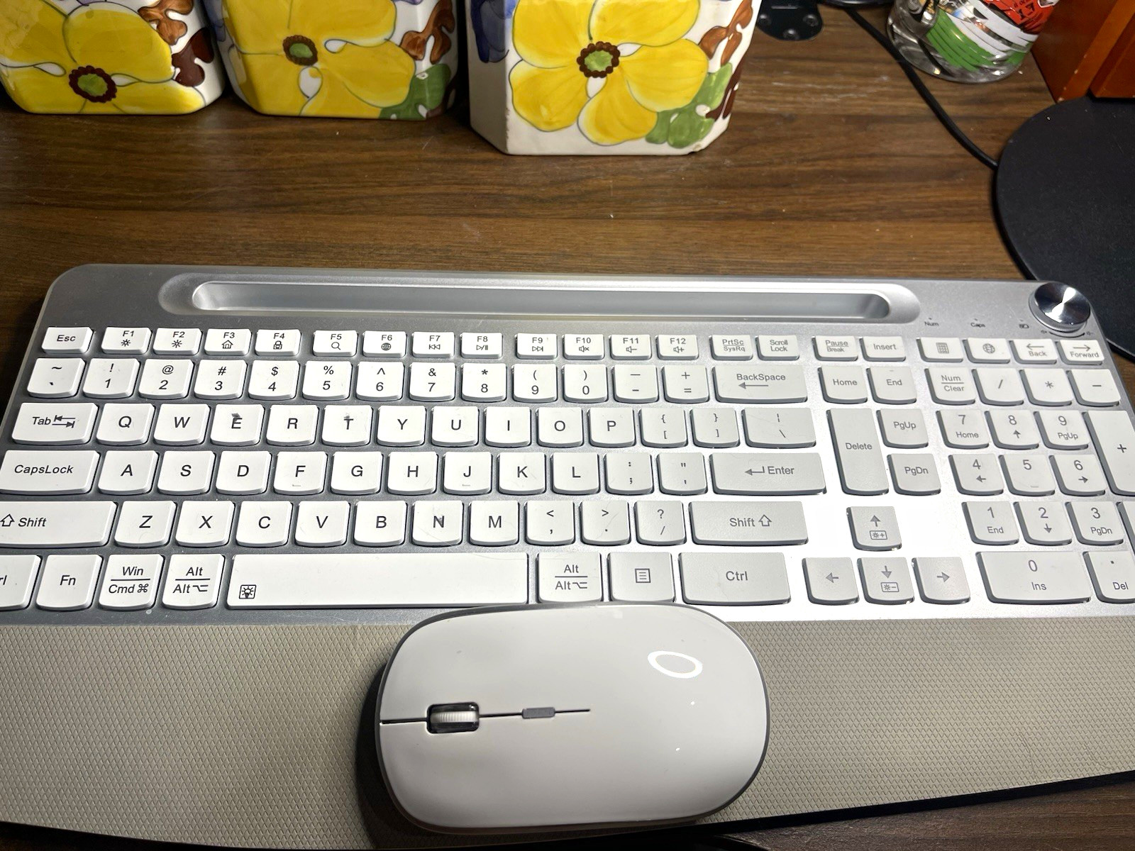 JOYACCESS KB4US Wireless Keyboard & Mouse Bundle Numeric Keypad 800 DPI White