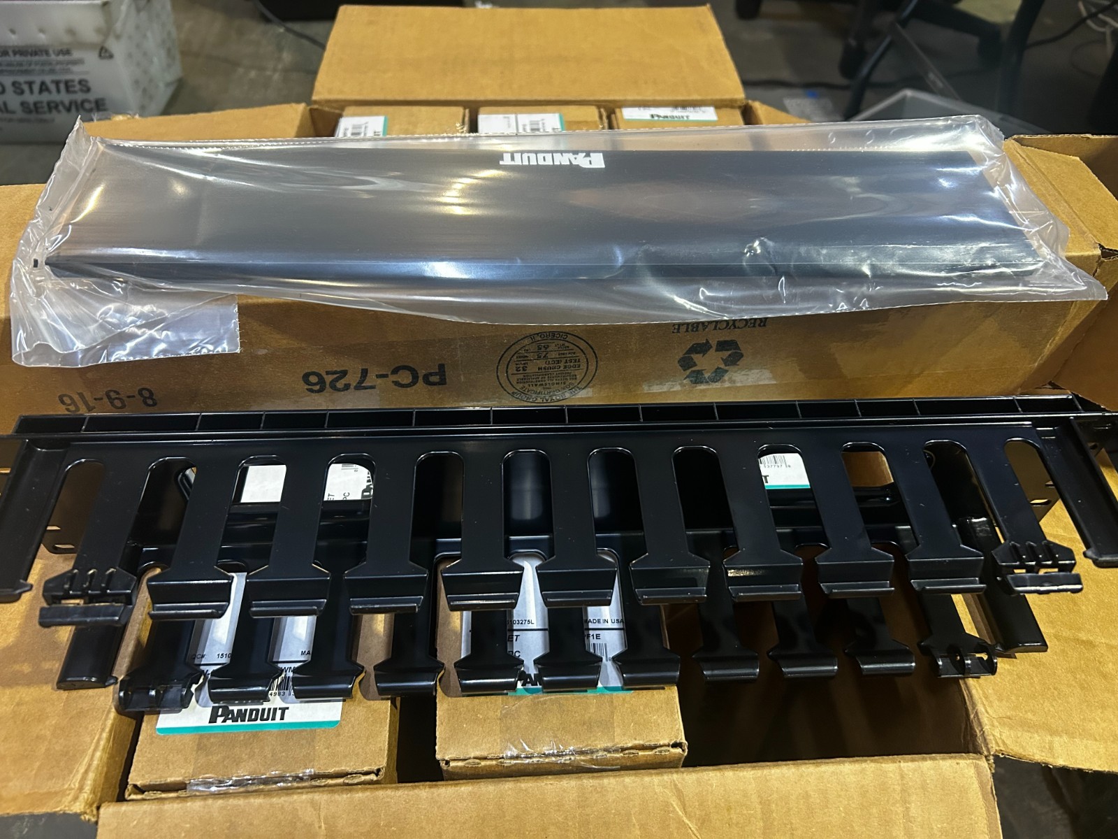 PANDUIT WMPFSE / WMPFSE (NEW IN BOX)