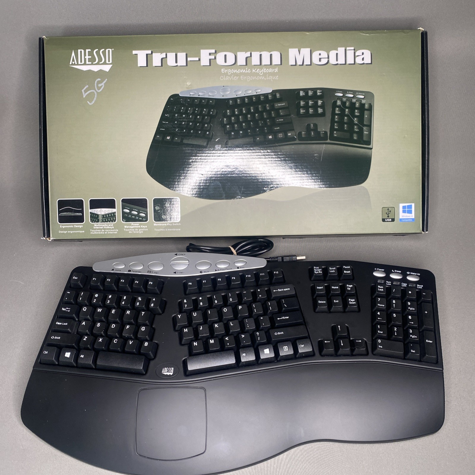 Adesso Tru-Form Contoured Ergonomic Media Keyboard PCK-208B