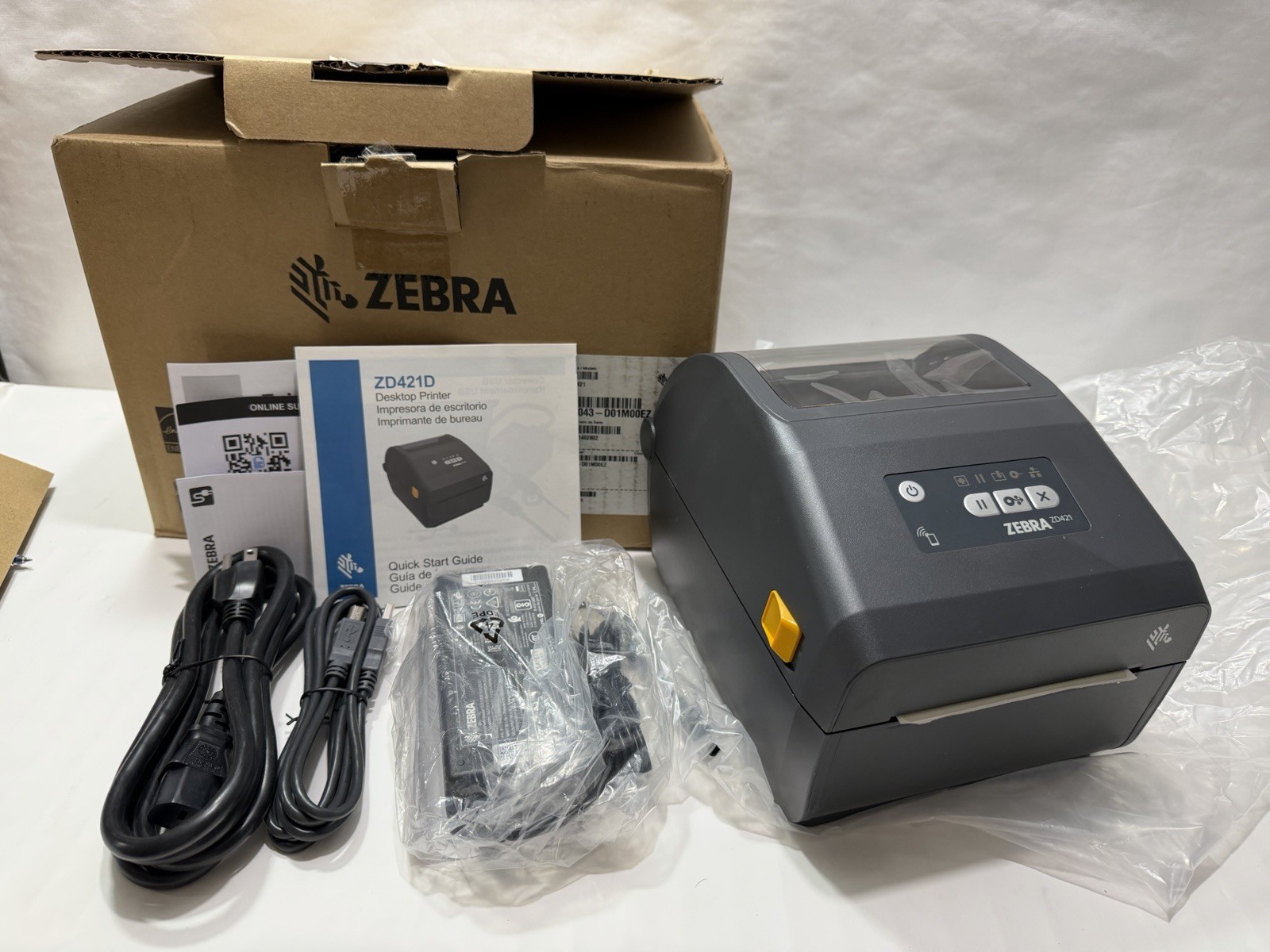 Zebra ZD421 Barcode Printer  ZD4A043-D01M00EZ  w/ Cables  