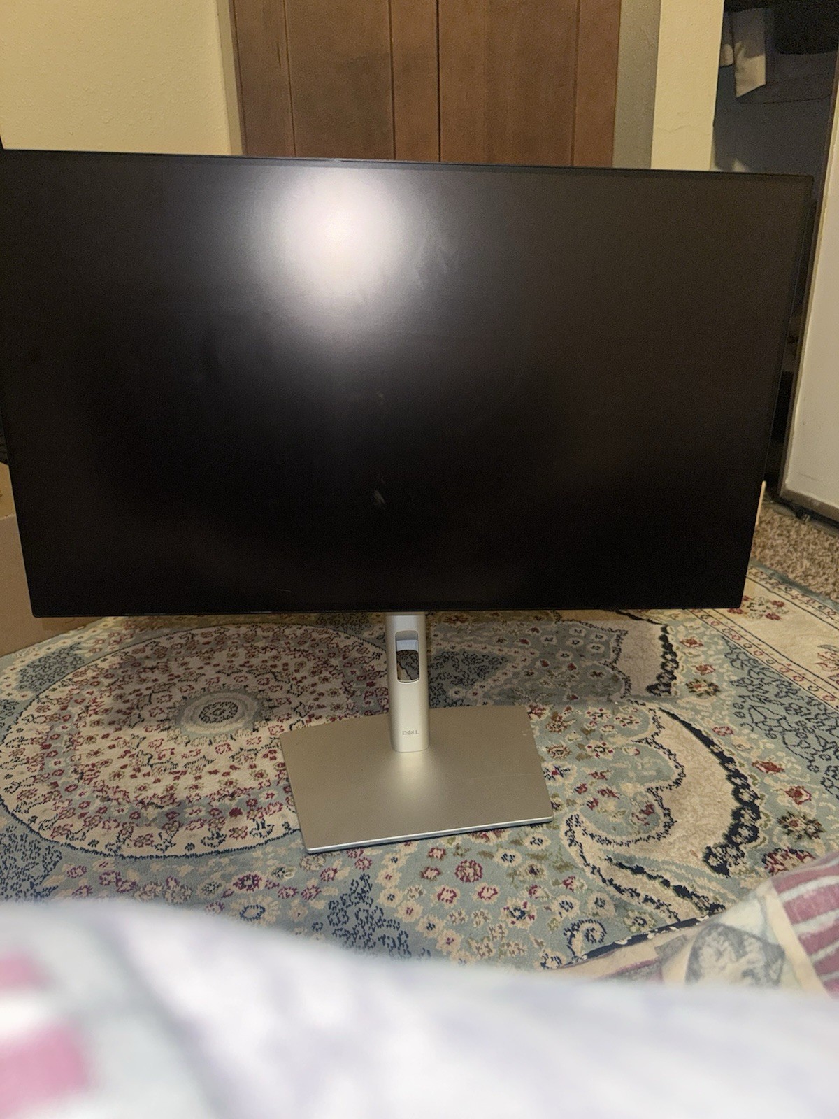 Dell UltraSharp U2422HE 23.8" IPS FHD 1920x1080 USB-C Silver/Black