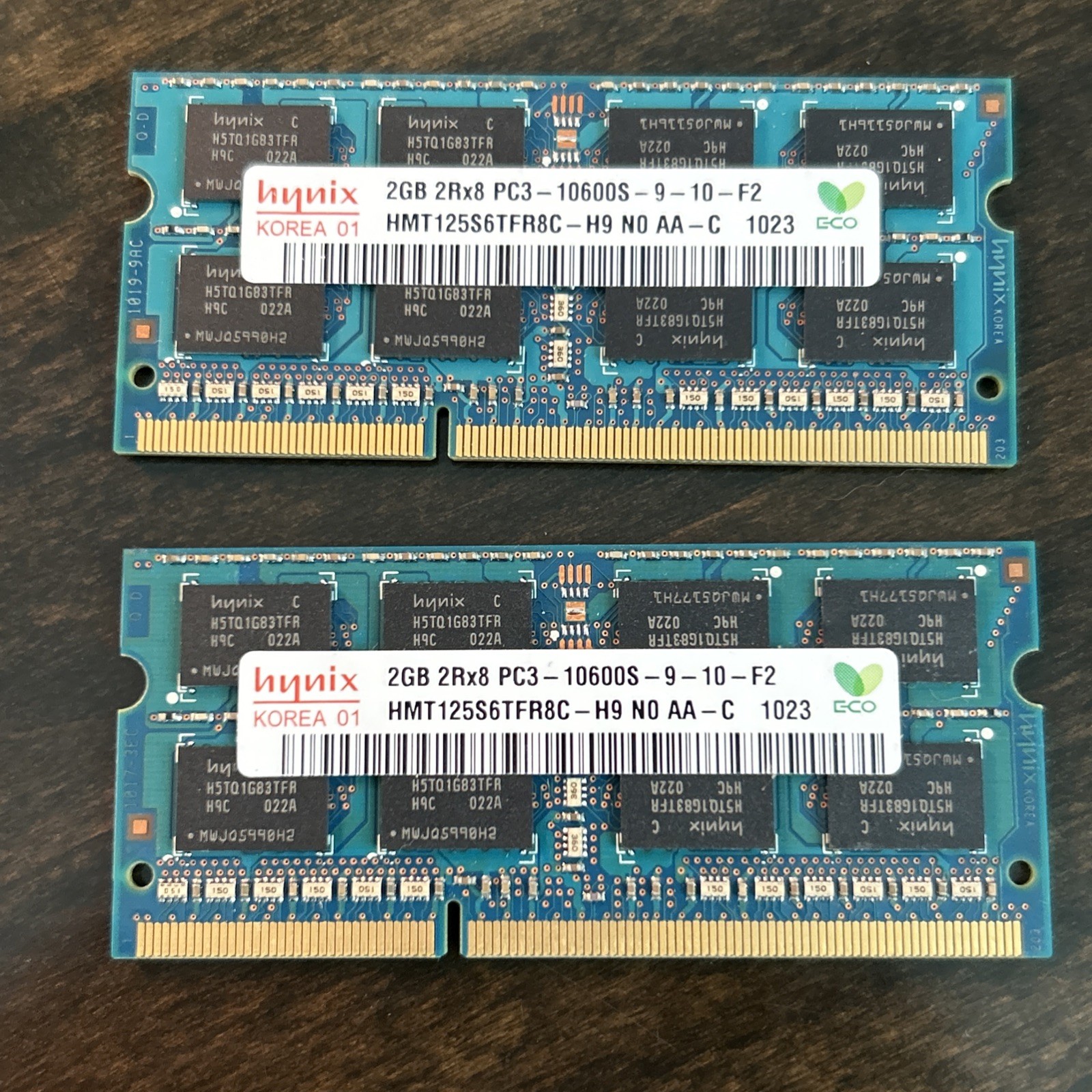 4gb 2 Hynix 2gb Memory 2Rx8 PC3-8500S-7-10-F2 HMT125S6TFR8C-G7 IMAC MacBook
