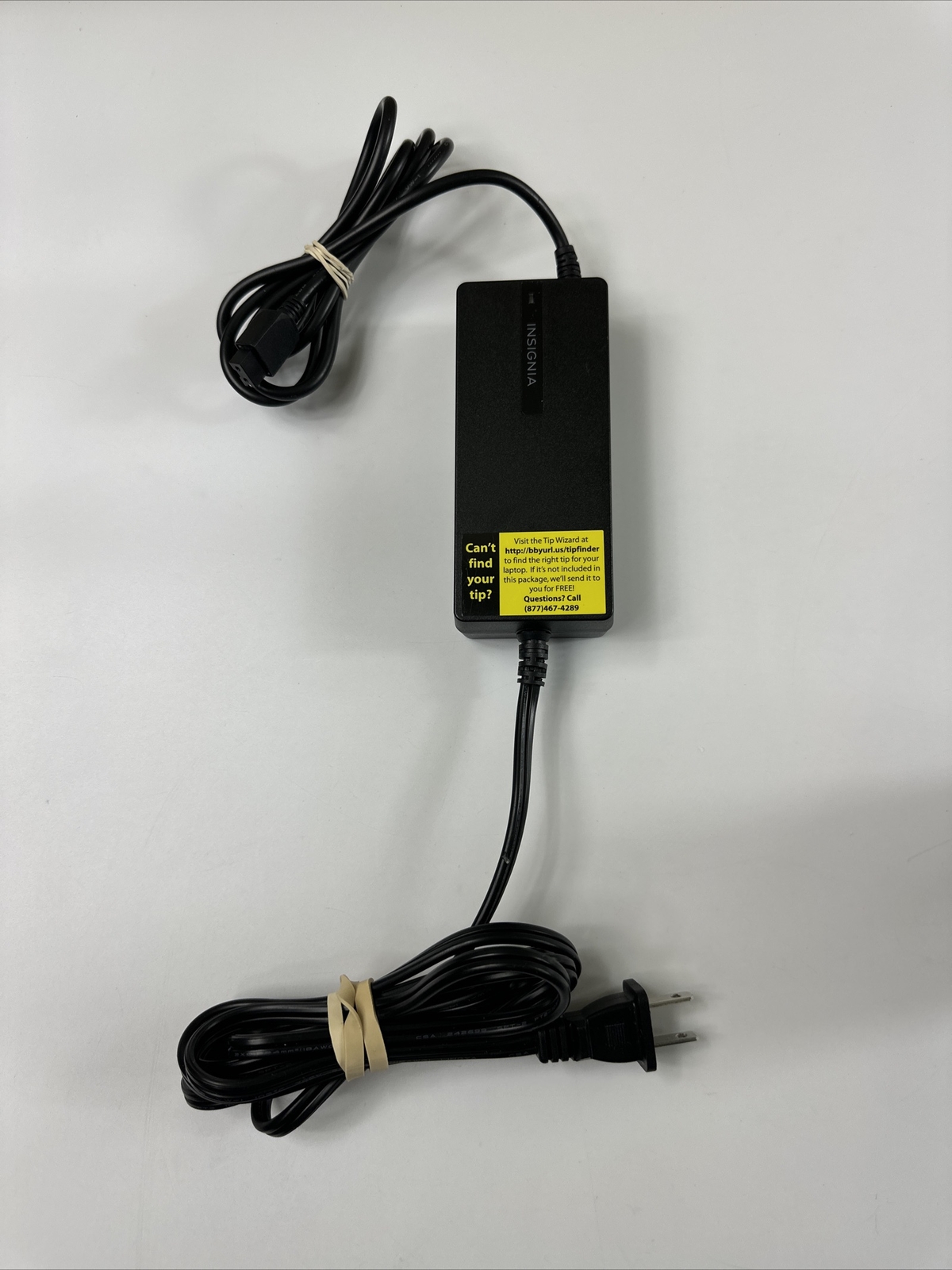 Insignia 90w AC Adapter SEE PICTURES FOR END