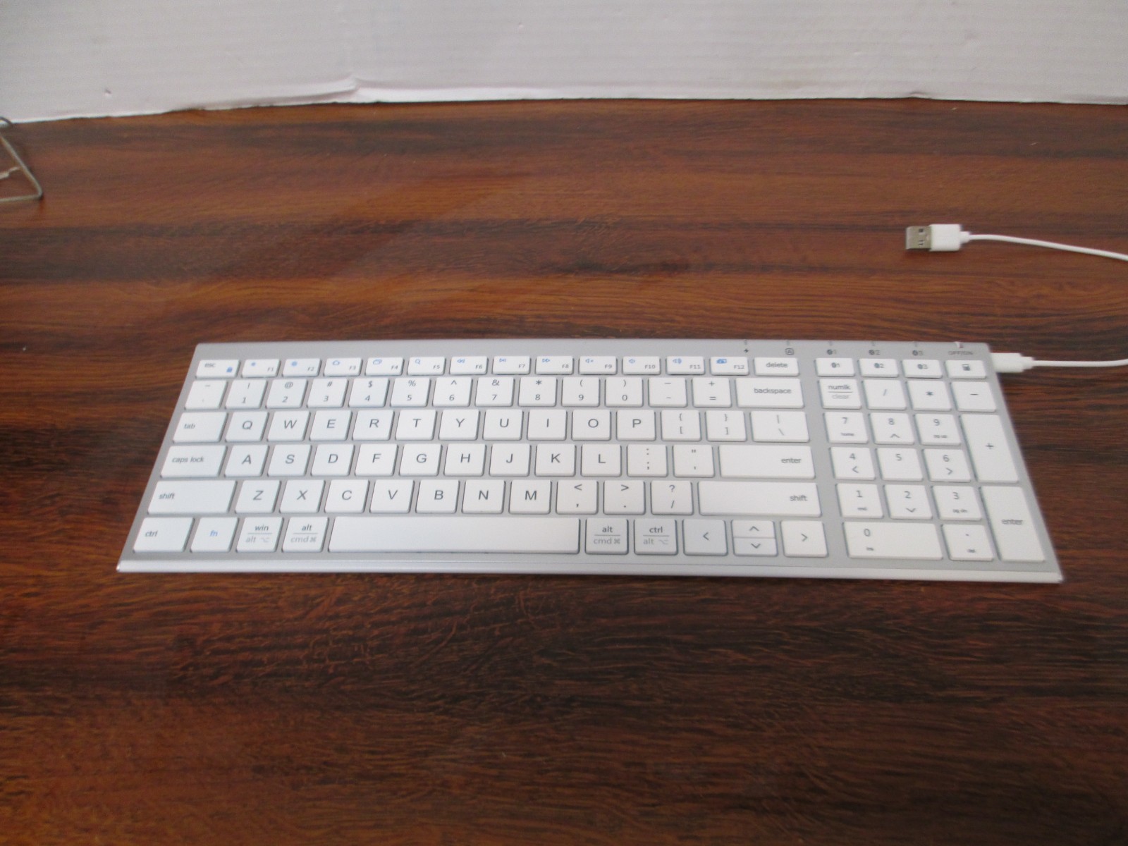 iClever IC-BK10 Bluetooth Universal Ultra-thin Keyboard - White