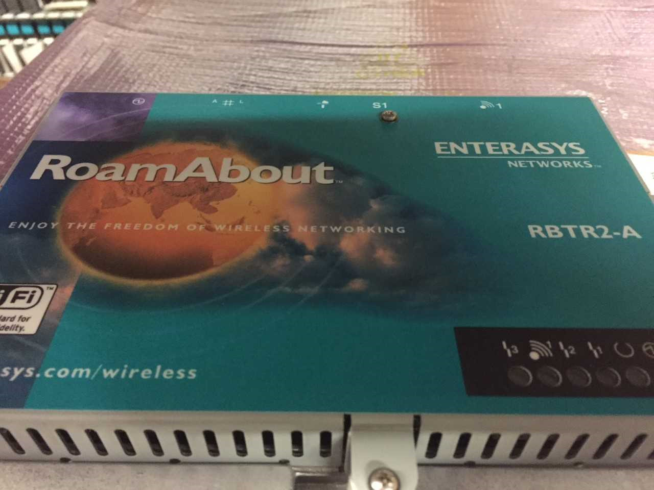 RBTR2-AB ENTERASYS Networks Roamabout RBTR2-AB Wi-Fi System New with Manuals
