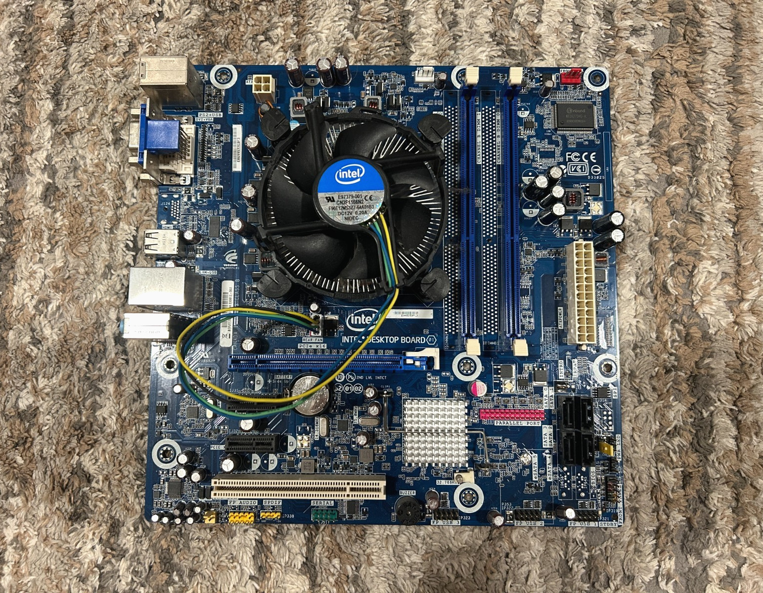 Intel DH55TC E70932-302 LGA1156 DDR3 Micro-ATX Motherboard + Intel i3-550