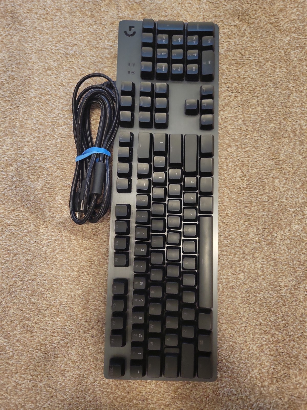 Logitech G513 Carbon GX Blue Y-U0034 USB-A Wired RGB Mechanical Gaming Keyboard