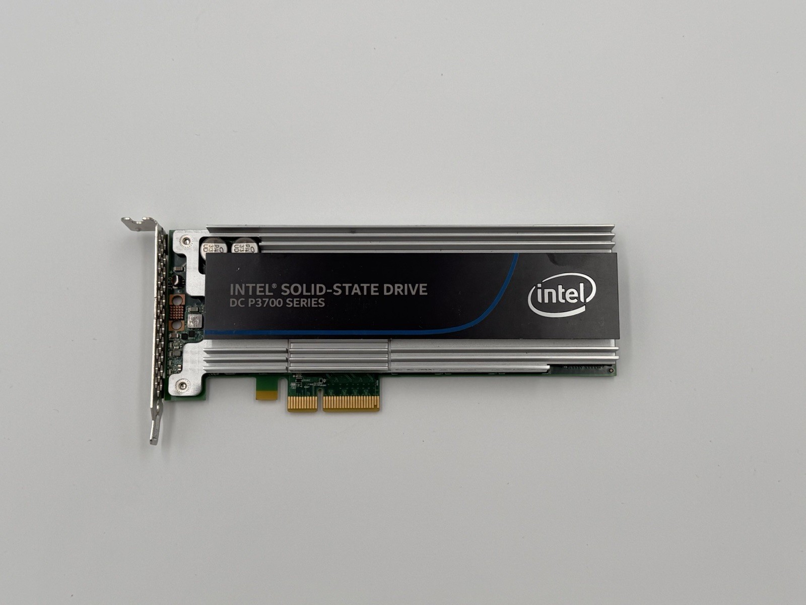 Intel SSD DC P3700 2TB NVMe PCI Express SSDPEDMD020T4