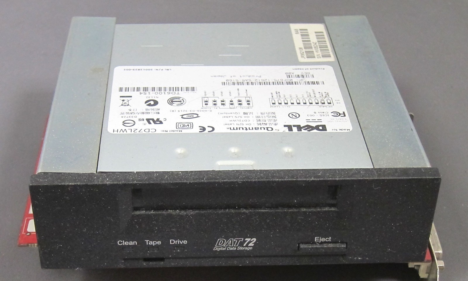 DELL / QUANTUM MODEL CD72LWH DAT 72 SCSI 68 PIN TAPE UNIT INTERNAL GOOD