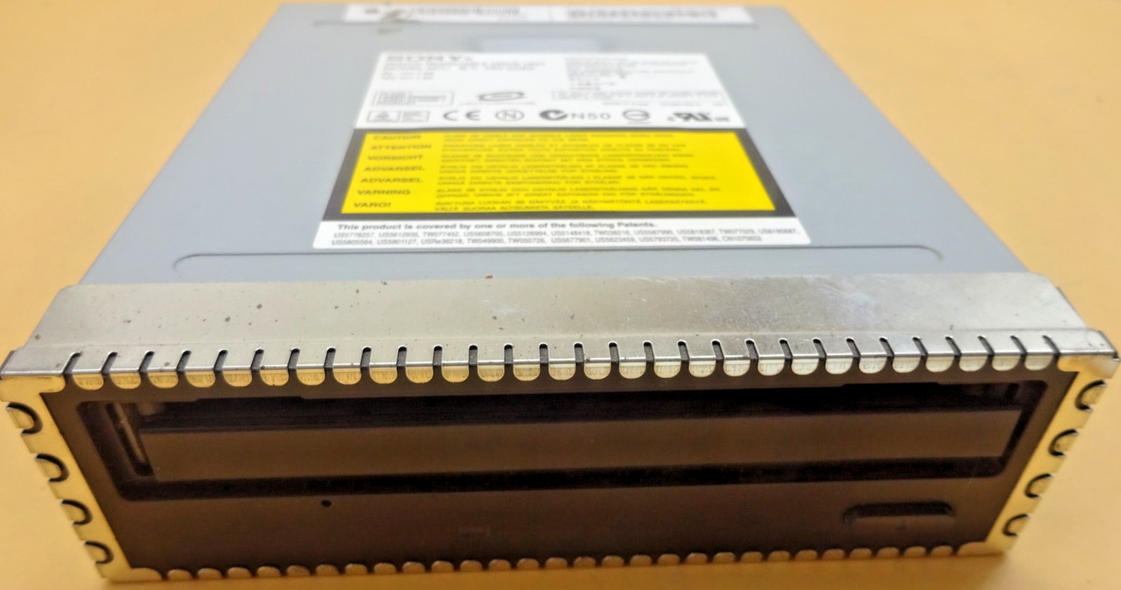 SONY DW-Q28A DVD/CD IDE DRIVE #LW1894