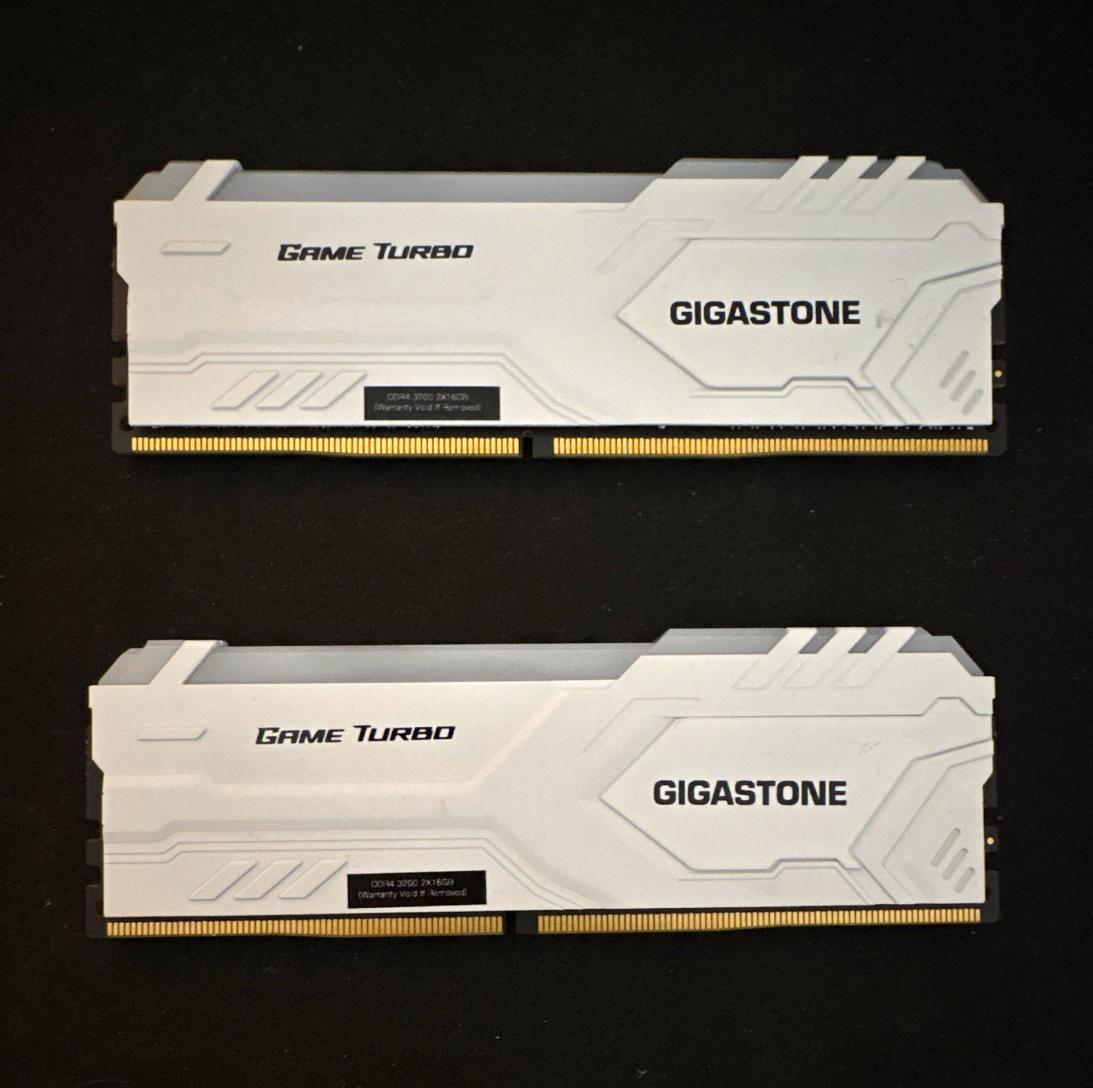 Gigastone Game Turbo (2x16GB) DDR4-3200 PC4-25600 288-Pin DIMM White RGB