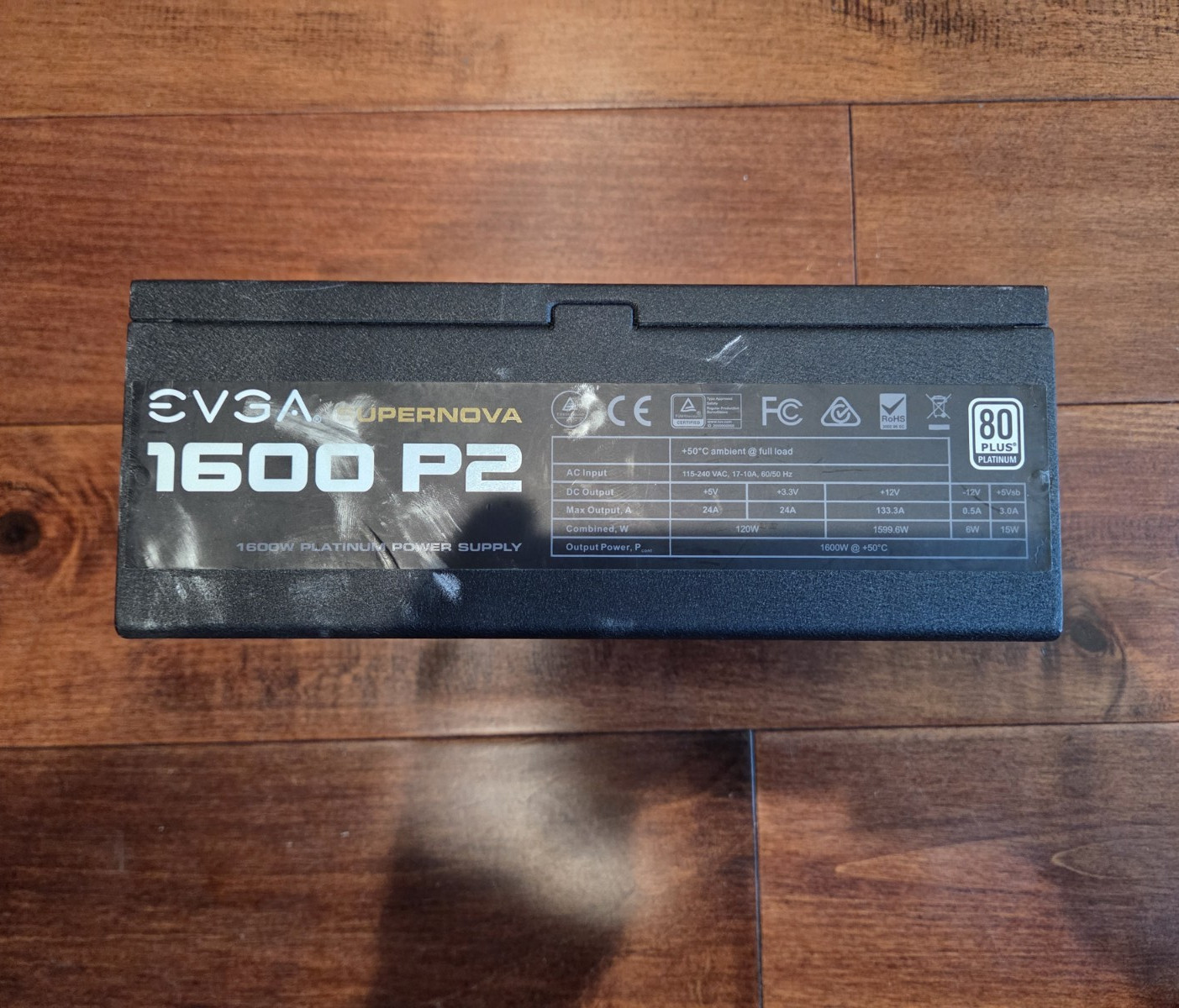 EVGA SuperNOVA 1600 P2, no cables