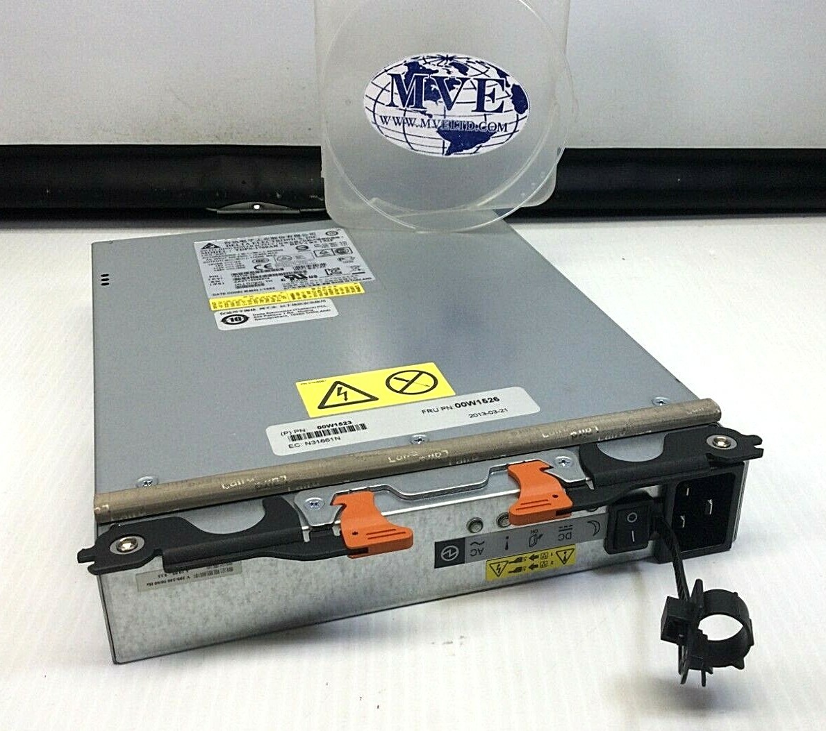 IBM 00W1526 00W1523 DCS3700 1818-80C STORAGE CONTROLLER EXPANSION POWER SUPPLY