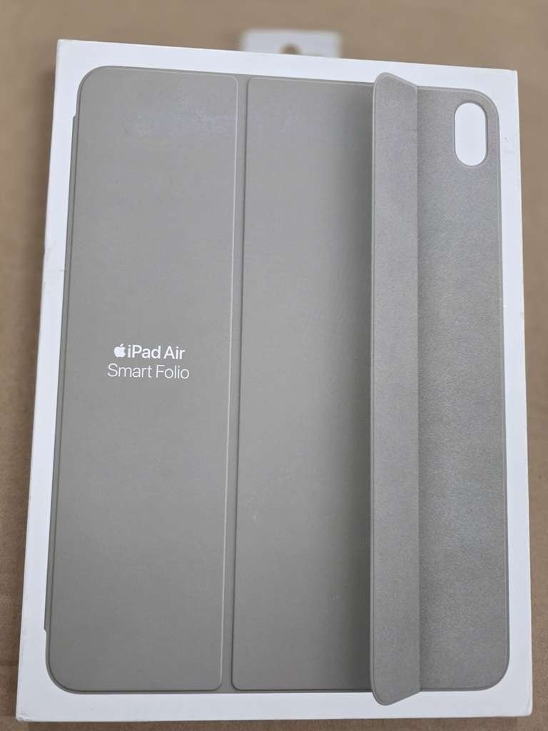GENUINE APPLE IPAD AIR 10.9”  4TH GEN SMART FOLIO CASE